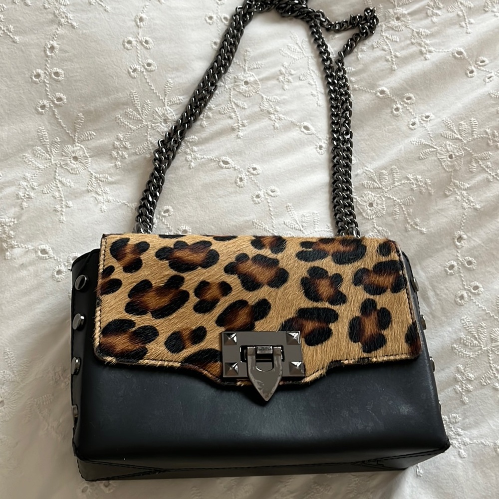 Leopard purse